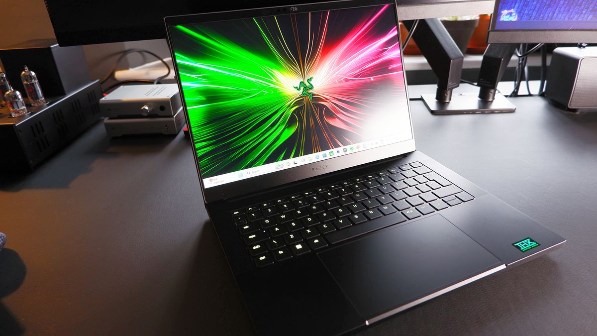 Razer Blade 14 (2024)